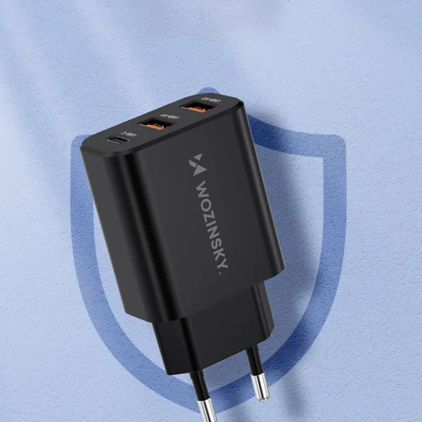 Wozinsky CWCUCB 30W USB-C / 2 x USB-A Wall Charger - Blackeng