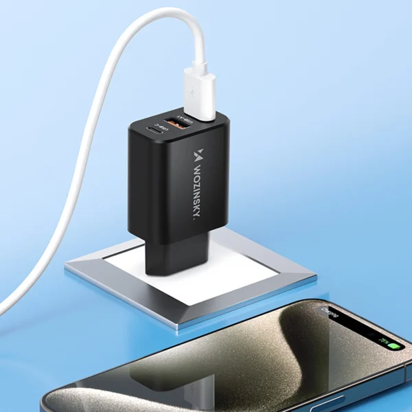 Wozinsky CWCUCB 30W USB-C / 2 x USB-A Wall Charger - Blackeng
