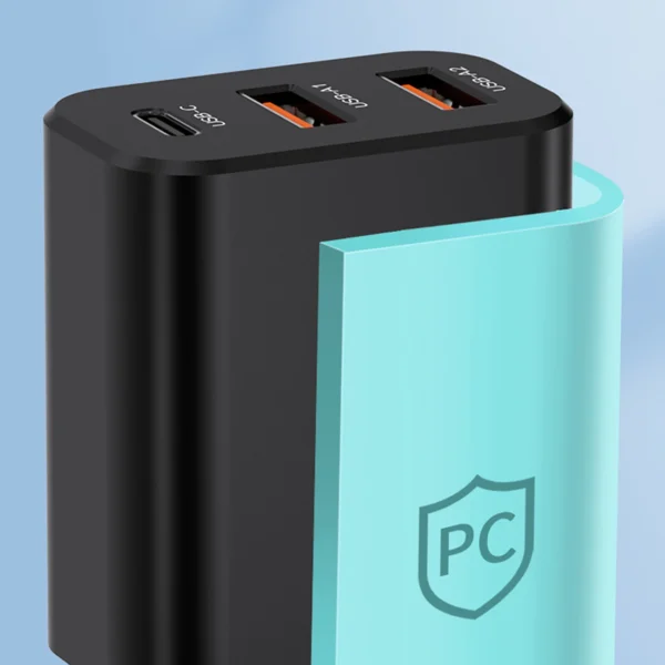 Wozinsky CWCUCB 30W USB-C / 2 x USB-A Wall Charger - Blackeng