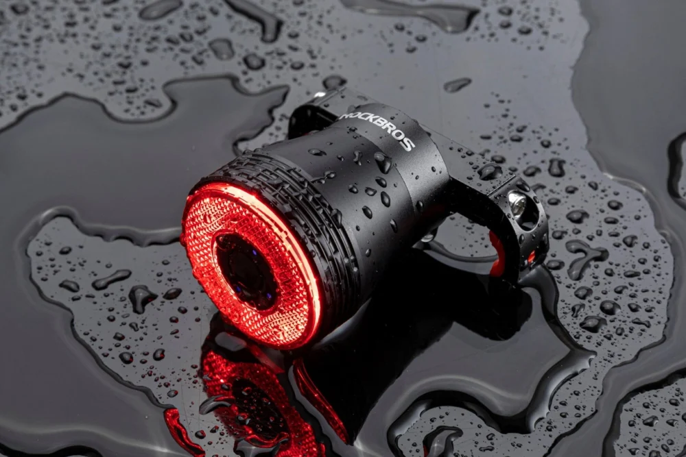Rockbros Q5 Rear Bike Light with Intelligent Stop System - Blackeng