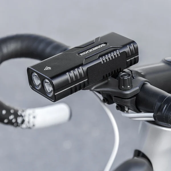 Rockbros 24310002001 bicycle light 850 lm with powerbank function + USB-C - USB-A cable - blackeng