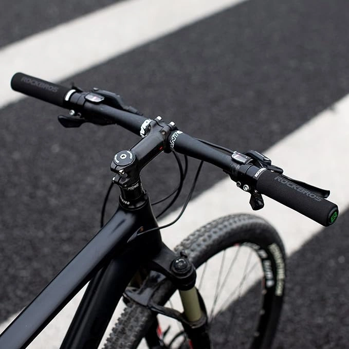 Rockbros BT1001BKRD sponge bicycle handlebar grips - black and redeng