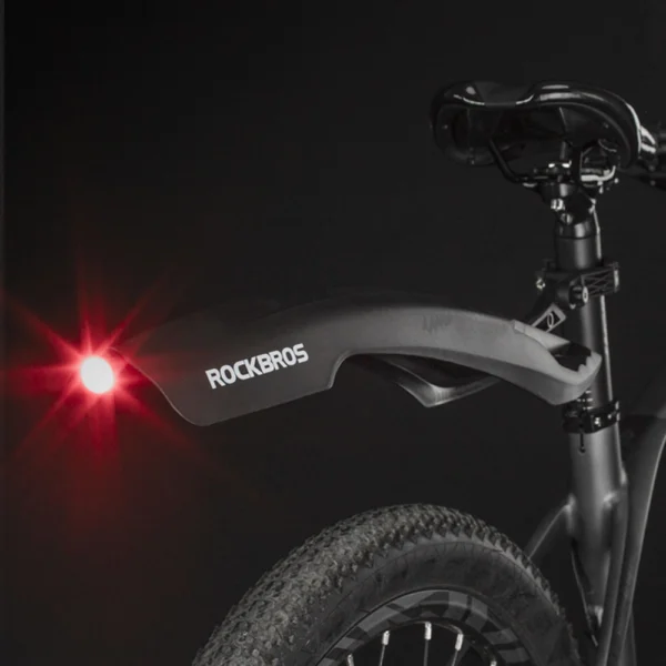 Rockbros DNB8001 mudguard with red LED light - blackeng
