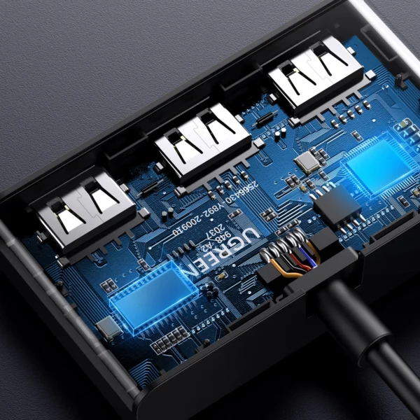 [RETURNED ITEM] Ugreen switch adapter switch box USB 2 inputs - 3 outputs black (CM409)eng