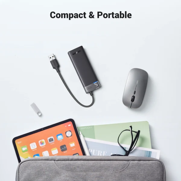 Ugreen CM653 HUB with 4 USB-A ports and USB-A power cable - blackeng