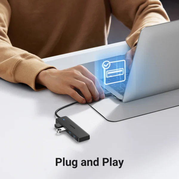 HUB Ugreen CM219 25851 with 4 USB-A 3.0 ports and USB-A 3.0 cable 15cm - blackeng