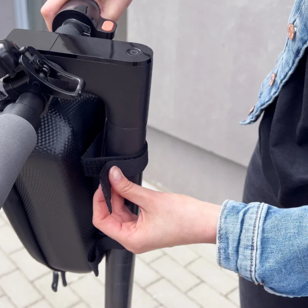 [RETURNED ITEM] Wozinsky waterproof scooter handlebar bag 4l handlebar bag black (WSB2BK)eng