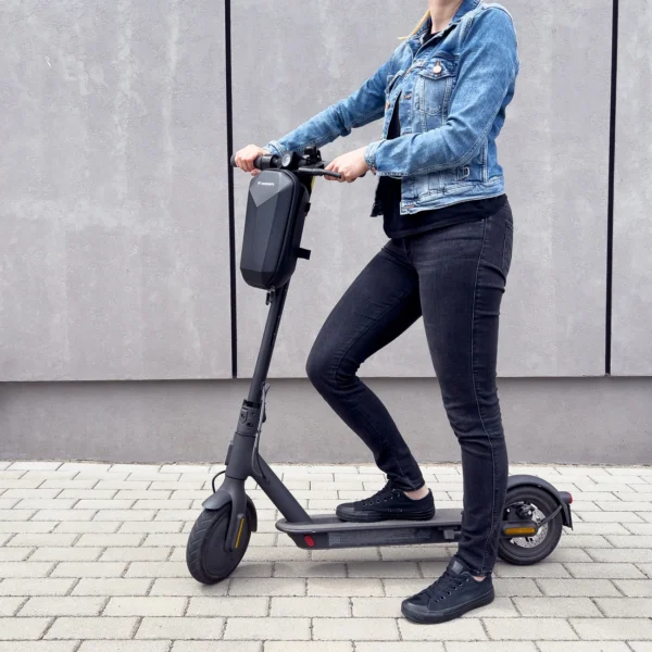 [RETURNED ITEM] Wozinsky waterproof scooter handlebar bag 4l handlebar bag black (WSB2BK)eng