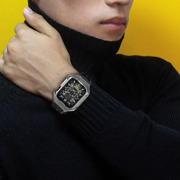 Kingxbar CYF136 2in1 armored case for Apple Watch SE, 6, 5, 4 (44 mm) made of stainless steel with a silver strapeng