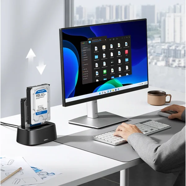 Ugreen CM198 50857 docking station with USB 3.0 for SATA 2.5" 3.5" SSD HHD drives, EU power supply - blackeng