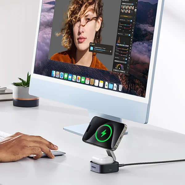 Ugreen W702 3in1 inductive charger with MagSafe / Qi2 and USB-C port for phone / headphones - blackeng