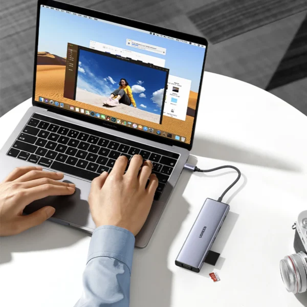 Ugreen CM498 15600 USB-C Adapter - 3x USB-A 3.0 / HDMI / VGA / RJ45 / SD / TF Card Reader / USB-C PD - Grayeng