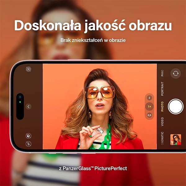PanzerGlass Picture Perfect camera protection for iPhone 15 / 15 Plus - with black frameeng