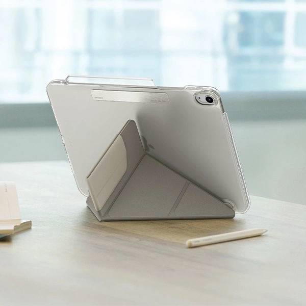 Uniq Camden Click case for iPad Air 13" 2024 - beigeeng