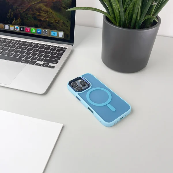 Magnetic Collection MagSafe case for iPhone 16 - light blueeng