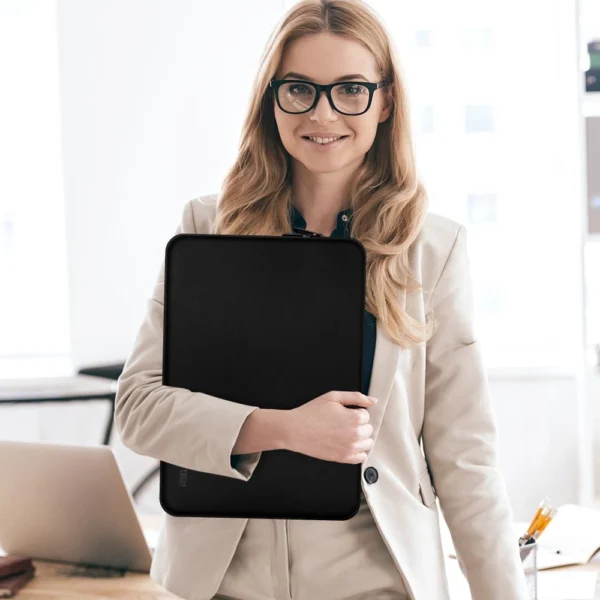 Tech-Protect Neoprene Laptop Case 15-16'' - Blackeng