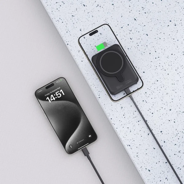 Tech-Protect LifeMag PB10 Powerbank with MagSafe 5000mAh 15W USB-C port - black + USB-C cableeng