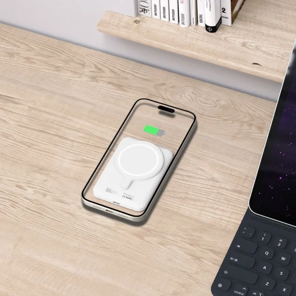 Tech-Protect LifeMag PB10 Powerbank with MagSafe 5000mAh 15W USB-C port - white + USB-C cableeng