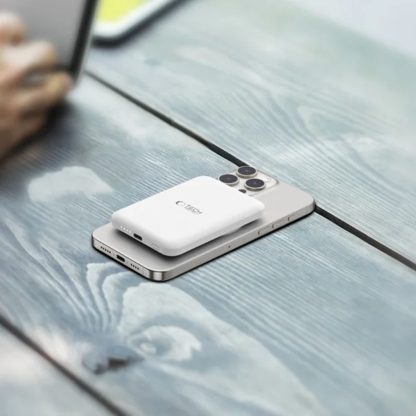 Tech-Protect LifeMag PB10 Powerbank with MagSafe 5000mAh 15W USB-C port - white + USB-C cableeng