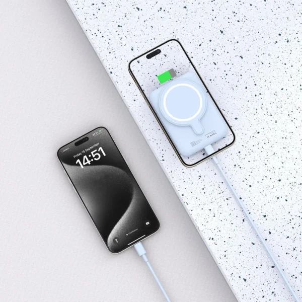 Tech-Protect LifeMag PB10 Powerbank with MagSafe 5000mAh 15W USB-C port - blue + USB-C cableeng
