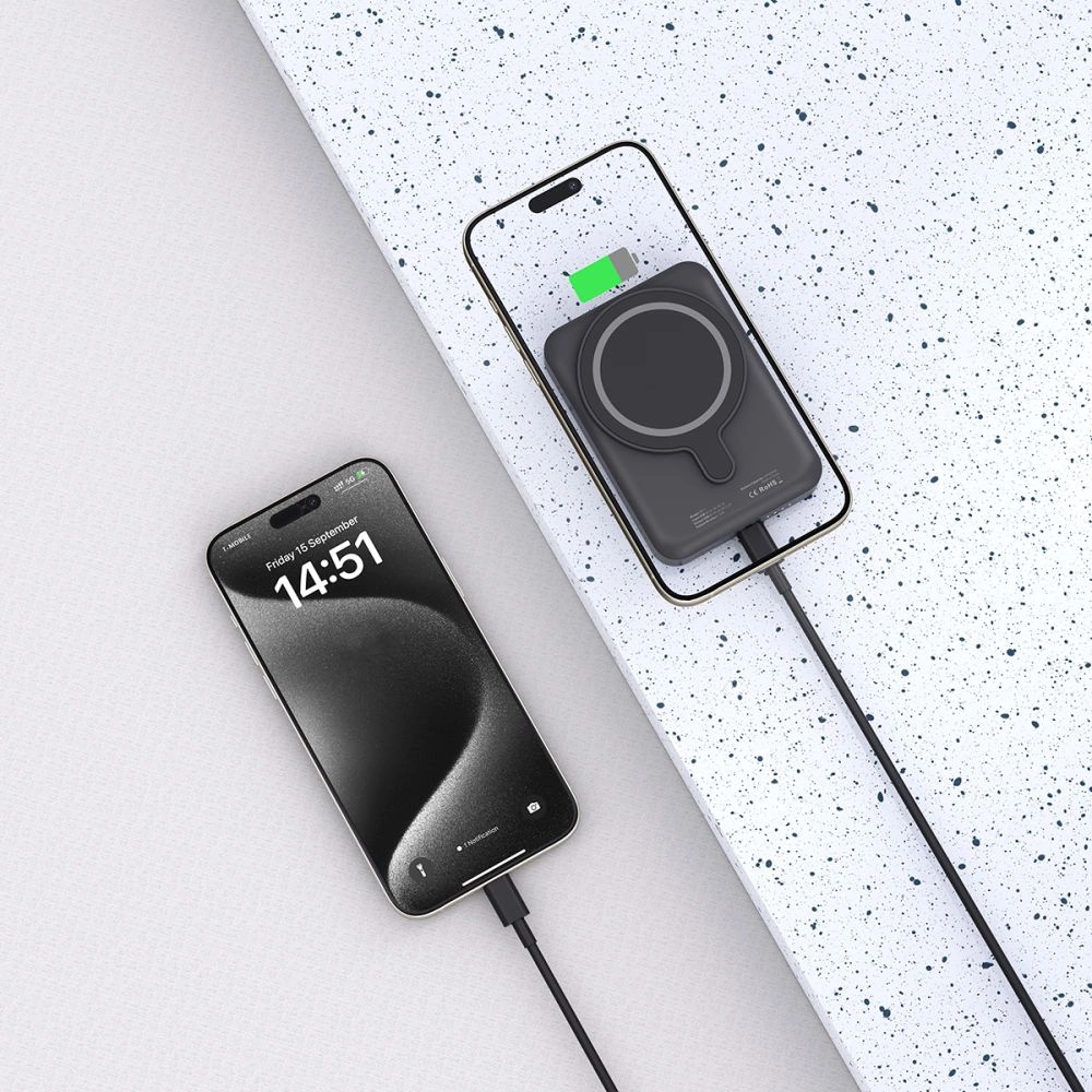 Tech-Protect LifeMag PB11 Powerbank with MagSafe 10000mAh 15W USB-C port - black + USB-C cableeng