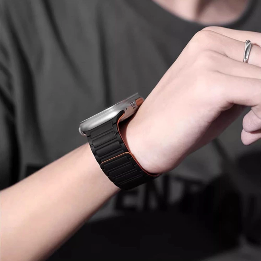 Tech-Protect IconBand Magnetic Strap for Apple Watch 4 / 5 / 6 / 7 / 8 / 9 / SE / Ultra 1 / 2 (42/44/45/49 mm) - Titanium Orangeeng