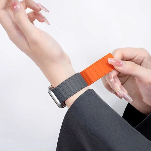 Tech-Protect IconBand Magnetic Strap for Apple Watch 4 / 5 / 6 / 7 / 8 / 9 / SE / Ultra 1 / 2 (42/44/45/49 mm) - Titanium Orangeeng