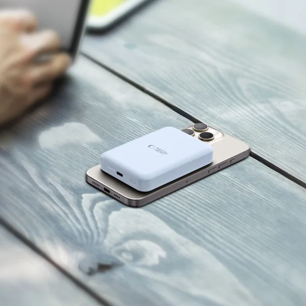 Tech-Protect LifeMag PB11 Powerbank with MagSafe 10000mAh 15W USB-C port - blue + USB-C cableeng