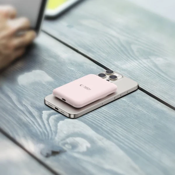 Tech-Protect LifeMag PB10 Powerbank with MagSafe 5000mAh 15W USB-C port - pink + USB-C cableeng