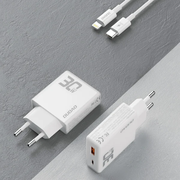 GaN Dudao A30EUL 30W USB-A / USB-C Wall Charger + USB-C - Lightning Cable - Whiteeng