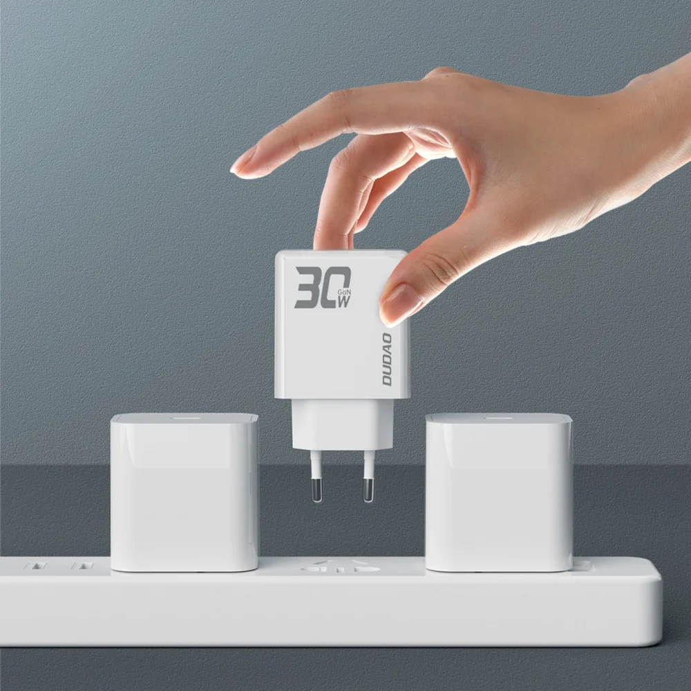 GaN Dudao A30EUL 30W USB-A / USB-C Wall Charger + USB-C - Lightning Cable - Whiteeng