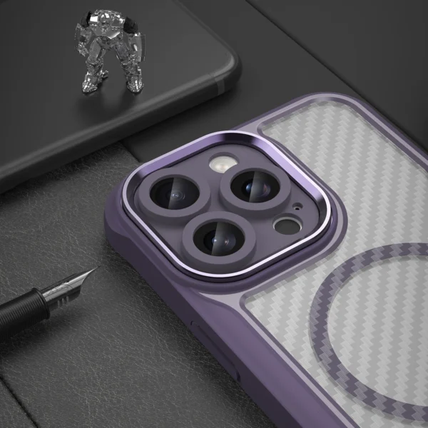 Leading Series MagSafe Silicone Case for iPhone 16 Pro - Purpleeng