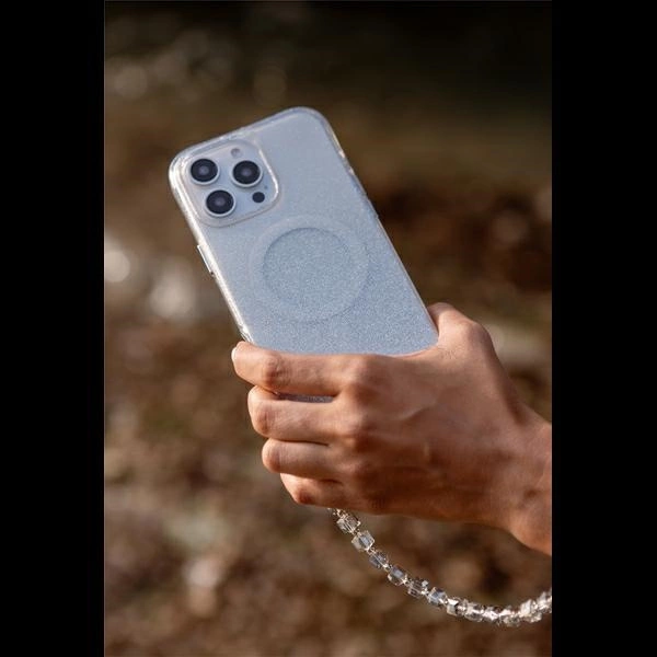 Uniq Coehl Lumino Magnetic Charging case for iPhone 16 - silvereng