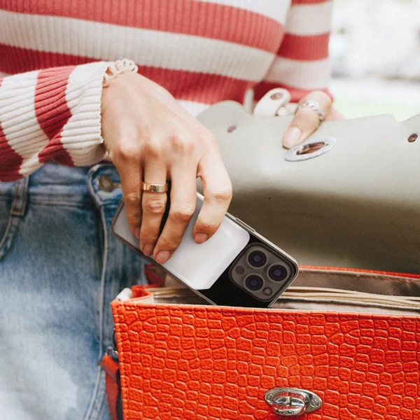 Wozinsky WRW349YWS 10,000 mAh Magnetic Power Bank - Whiteeng