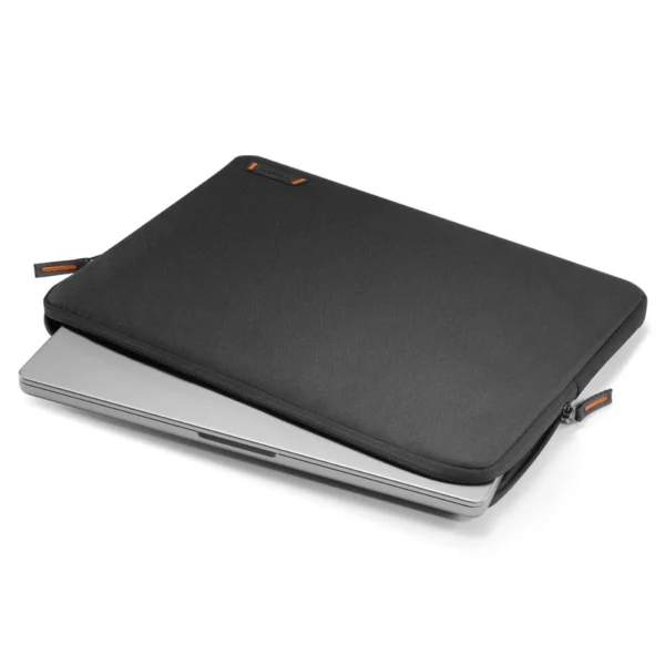 Spigen Basic Pouch 13-14" Laptop Bag - Blackeng
