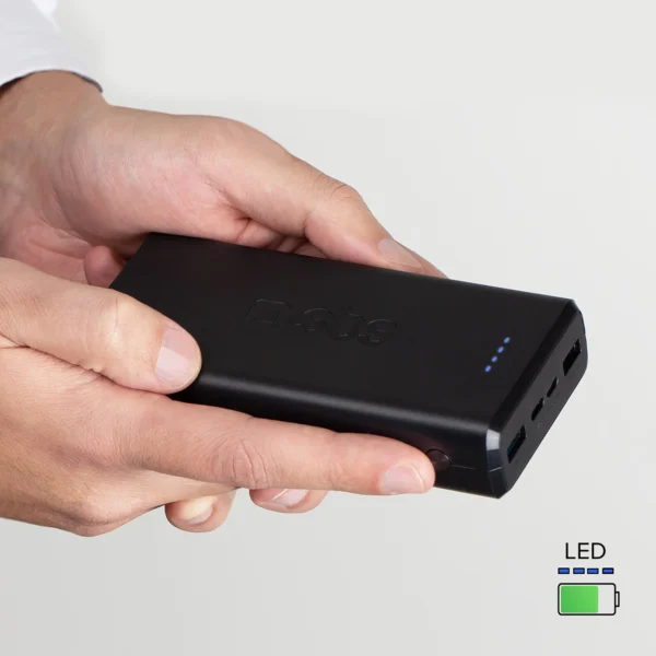 Fast charge power bank: 20,000 mAh, 2 USBs Blackeng