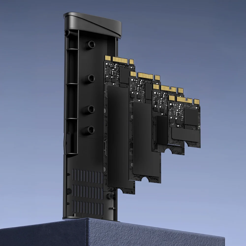 Ugreen CM767 M.2 NVMe PCIe SSD Disk Case - Silvereng