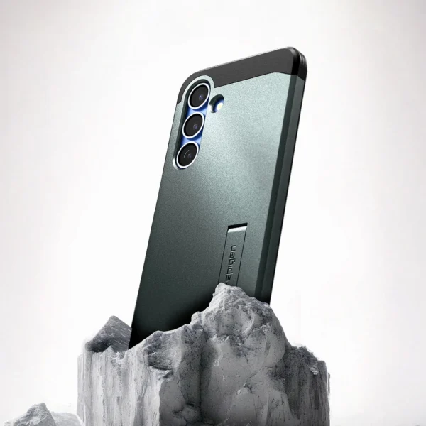 Spigen Tough Armor MagSafe Case for Samsung Galaxy S25 - Greeneng