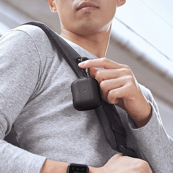 Uniq Valencia AirPods Pro Case Black/Midnight Black Antimicrobialeng