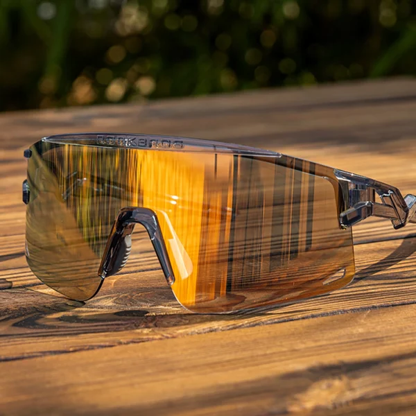 Rockbros Photochromic Cycling Glasses with UV Protection and Corrective Insert - Whiteeng