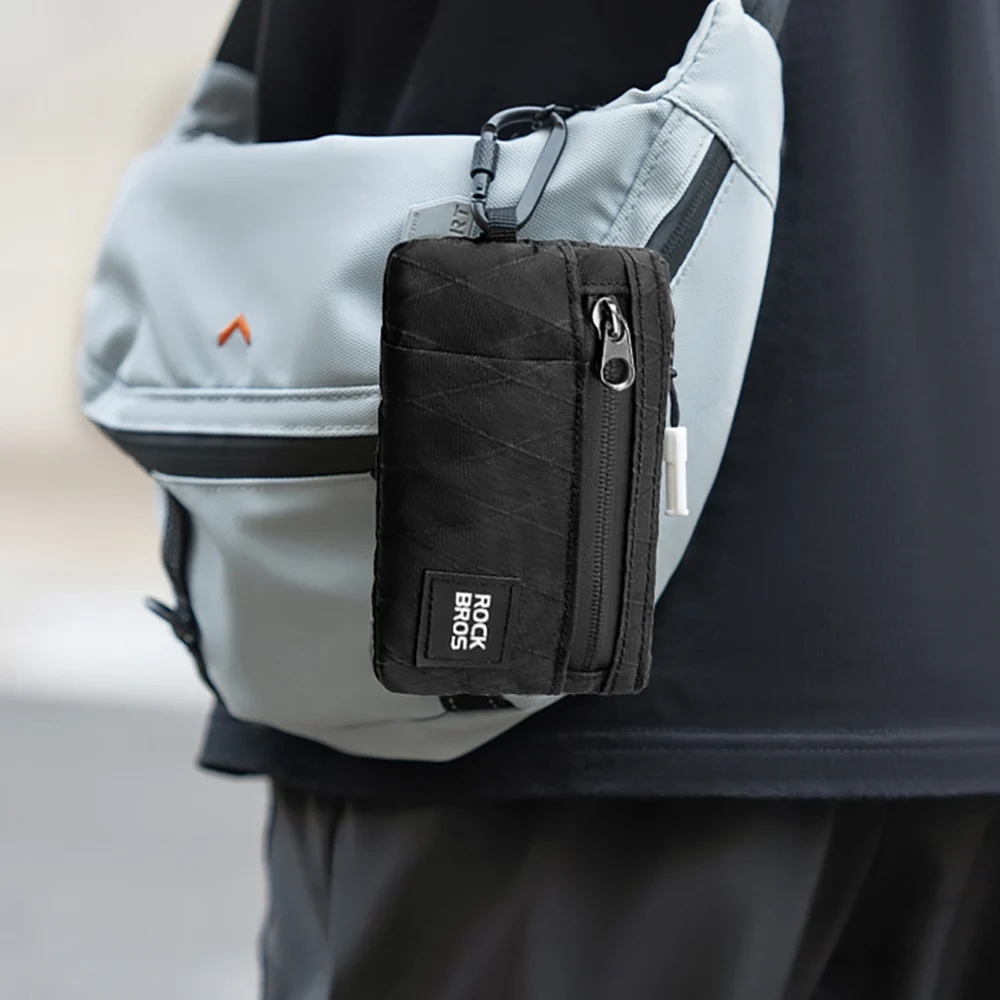 Rockbros Travel Wallet with Carabiner - Blackeng