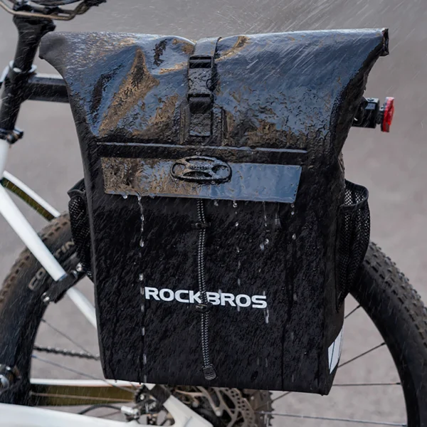 Rockbros Bike Bag with Backpack Function, Waterproof, with Helmet Attachment 18l - Blackeng
