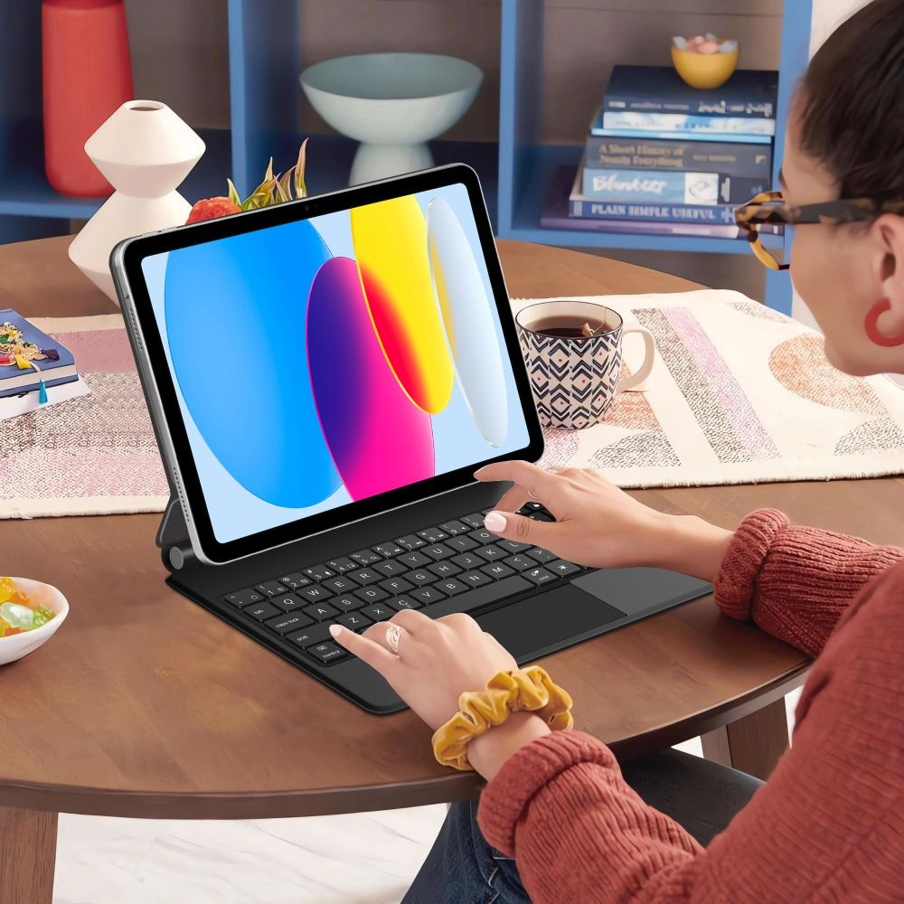 Tech-Protect Smartcase Magnetic with Keyboard for iPad 10.9” 2022 / iPad 11” 2025 - Blackeng