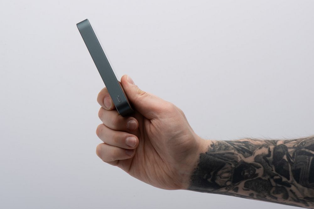 FORCELL F-ENERGY F10K8 Super Slim powerbank compatible with MagSafe PD3.0 QC4.0 15W 10000 mAh black