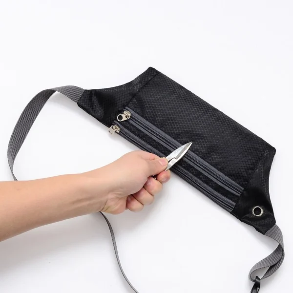 Ultimate Running Belt with headphone outlet  blackeng