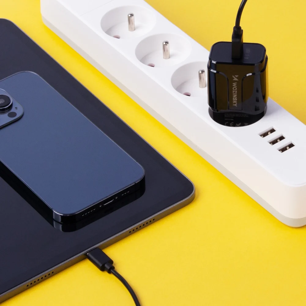 Wozinsky USB 3.0 wall charger black (WWC-B02)eng