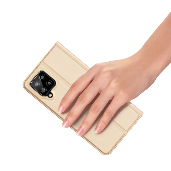 Dux Ducis Skin Pro Bookcase type case for Samsung Galaxy A22 4G goldeneng