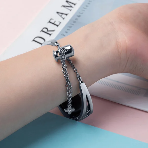 Replacment metal band bracelet strap for Xiaomi Mi Band 6 / 5 / 4 / 3 silvereng