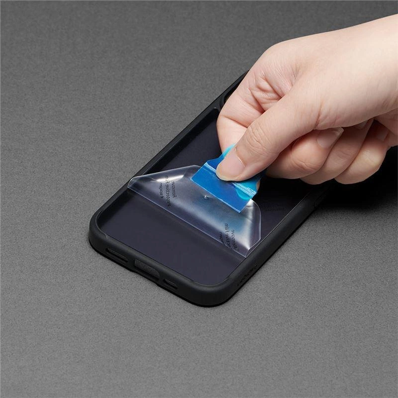 Spigen Ultra Hybrid iPhone 13 Case - Matte Blackeng