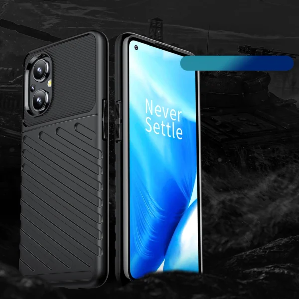Thunder Case flexible armored cover for OnePlus Nord N20 5G blackeng
